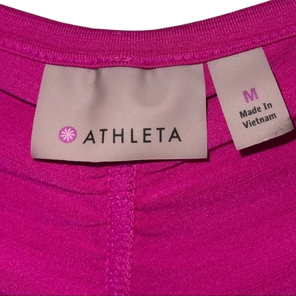Athleta Woman Top Size M - Picture 3 of 3